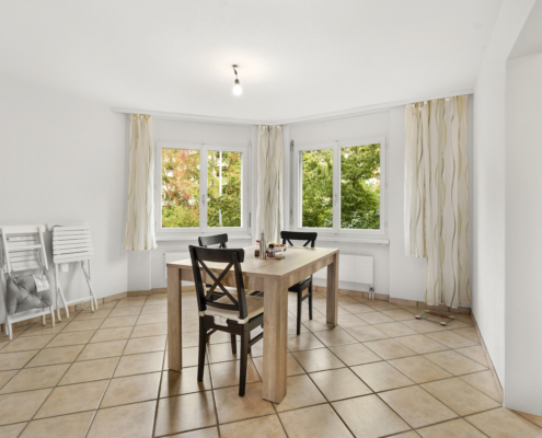 2.5-Zimmer-Eigentumswohnung-Zürich-Höngg-8049